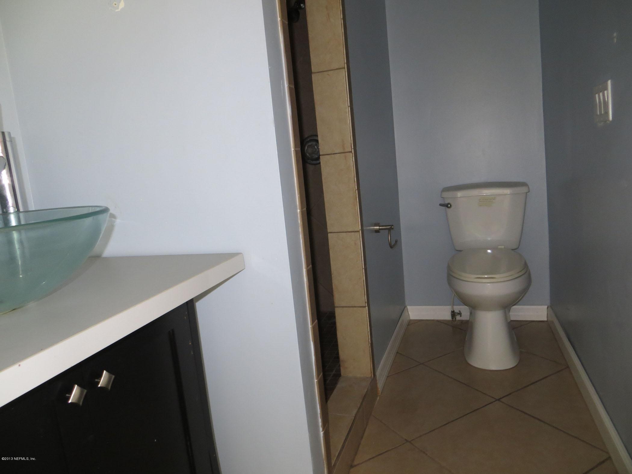 1723 Davis Road Jacksonville, FL 32218 - Photo 8 of 12 Bathroom