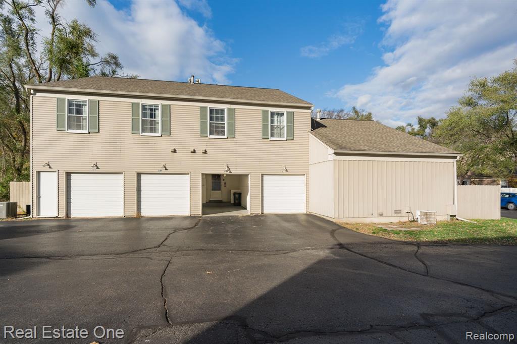 282 1st Street Rochester, MI 48307 - Photo 22 of 25
