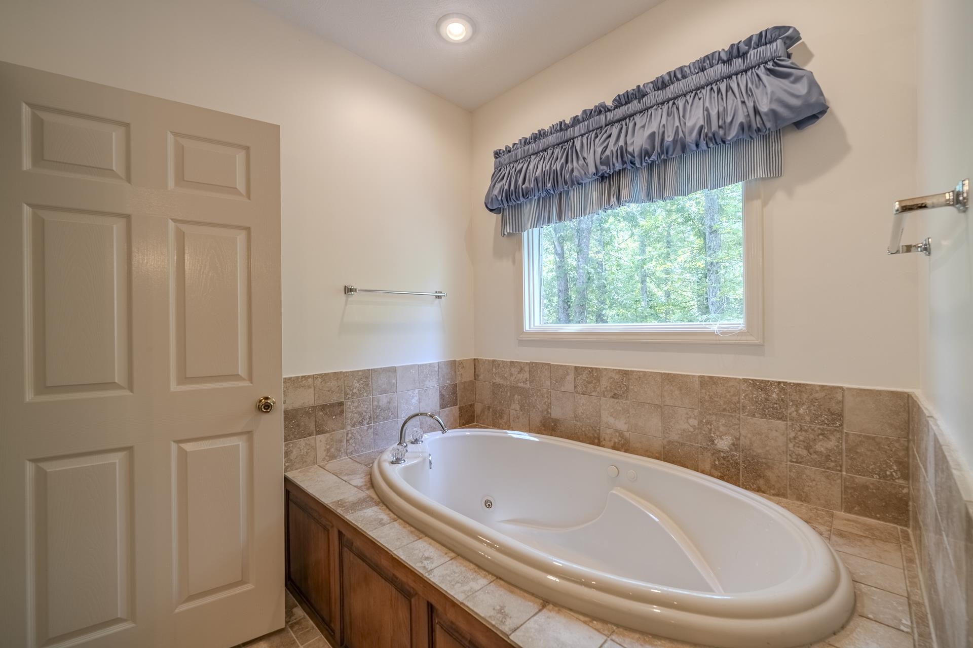 535 Old South Road Counce, TN 38326 - Photo 19 of 39 a bathroom with a tub and a sink
