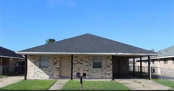 $1,400 | 7250 Bunker Hill Road, New Orleans, LA 70127