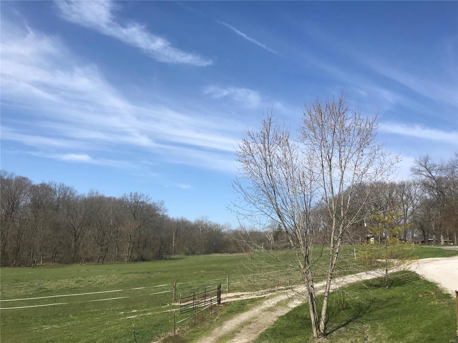 1221 Seiler Road Godfrey, IL 62002 - Photo 2 of 25