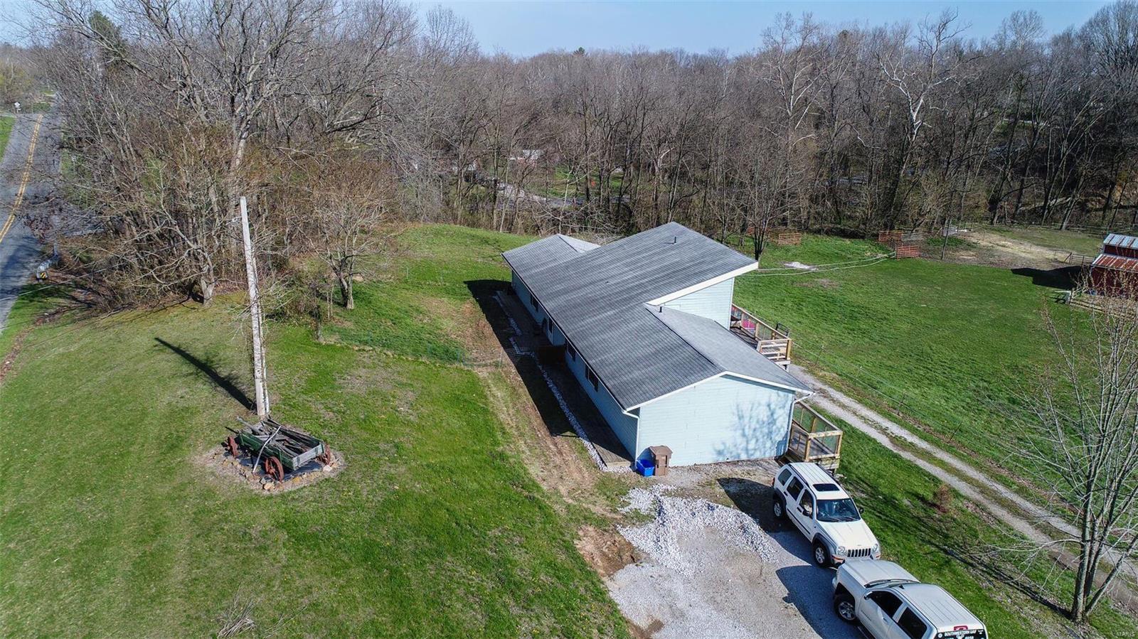 1221 Seiler Road Godfrey, IL 62002 - Photo 3 of 25