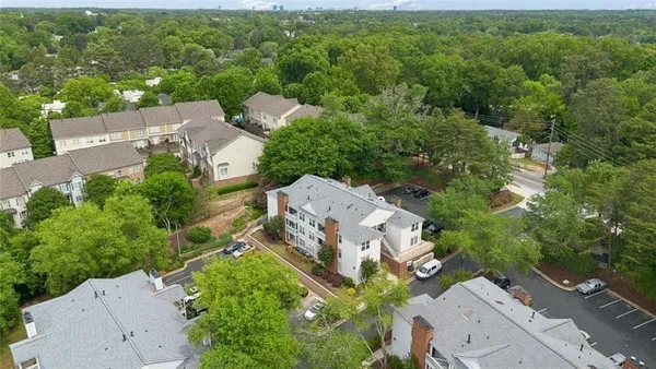 $2,000 | 1466 Keys Crossing Drive Northeast, Brookhaven, GA 30319