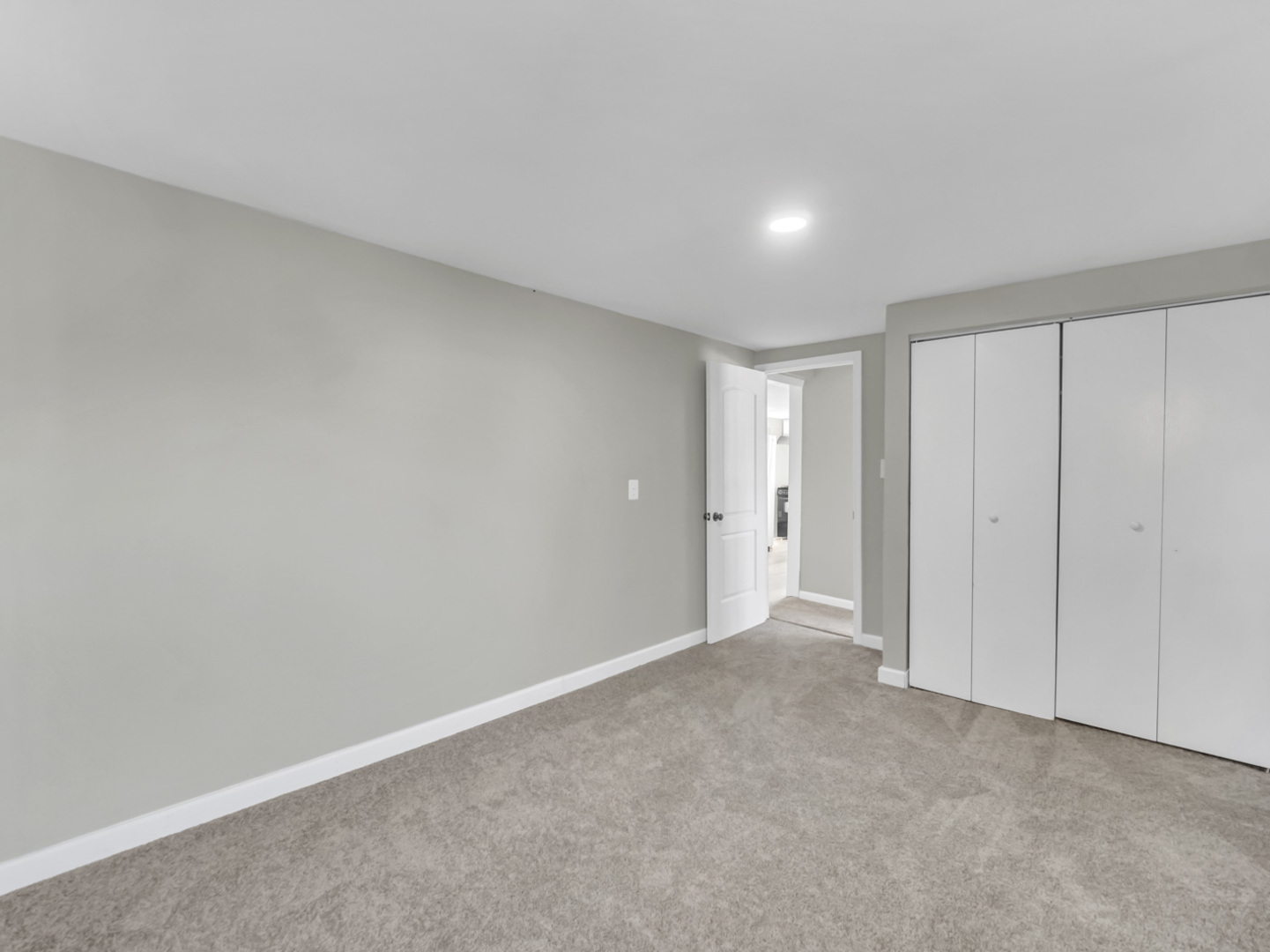 1820 Tomahawk Trail Round Lake Heights, IL 60073 - Photo 11 of 23 a view of an empty room