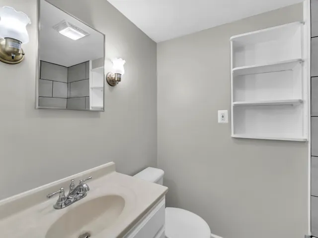 $230,000 | 1820 Tomahawk Trail, Round Lake Heights, IL 60073