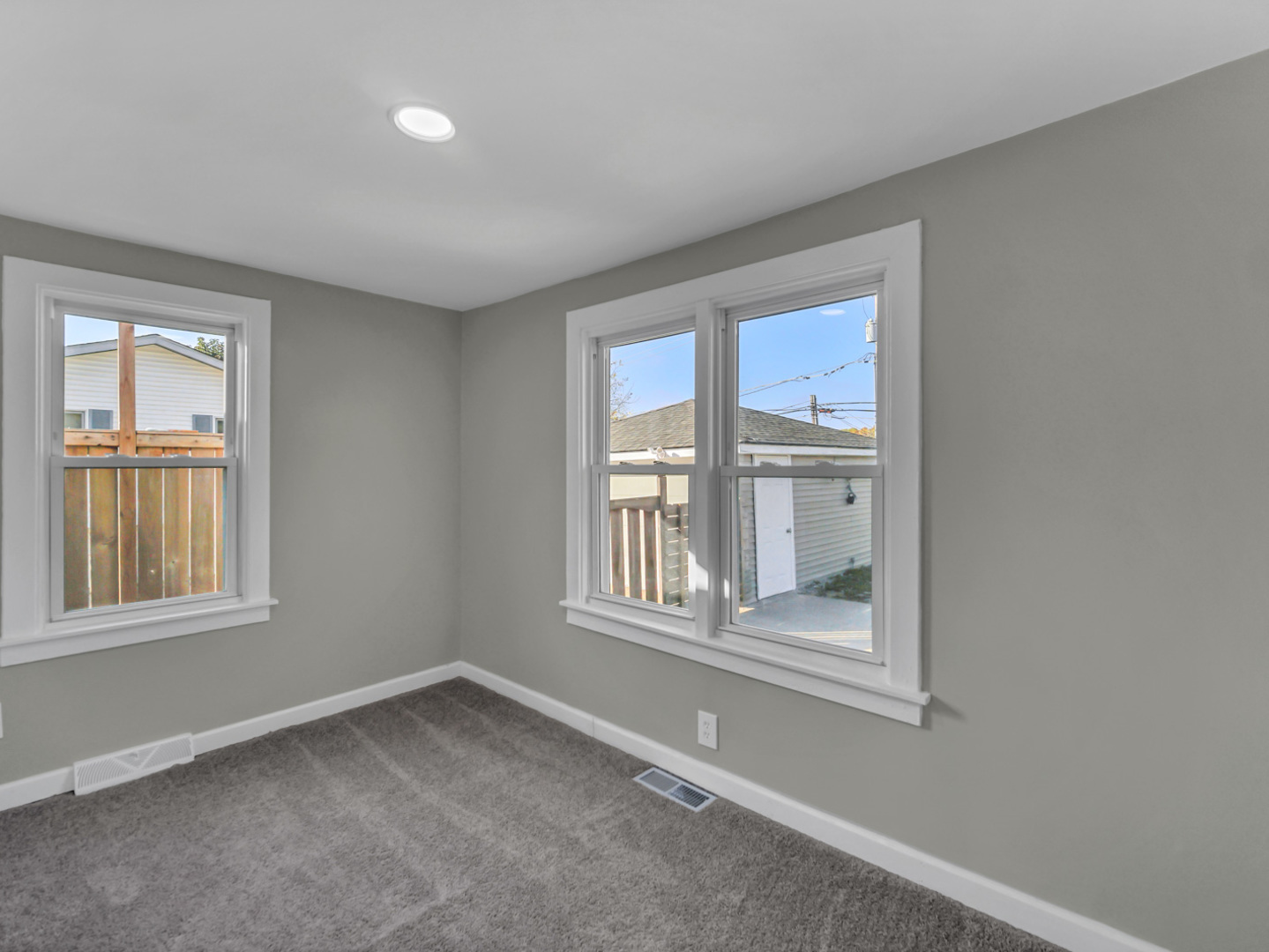 1820 Tomahawk Trail Round Lake Heights, IL 60073 - Photo 18 of 23 an empty room with a window