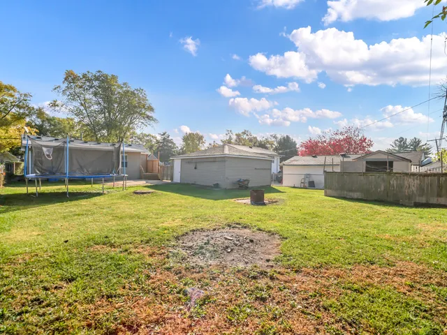 $230,000 | 1820 Tomahawk Trail, Round Lake Heights, IL 60073