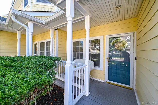 $579,000 | 403 Tracy Lane, Patchogue, NY 11772