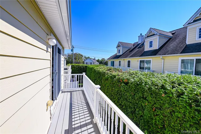 $579,000 | 403 Tracy Lane, Patchogue, NY 11772