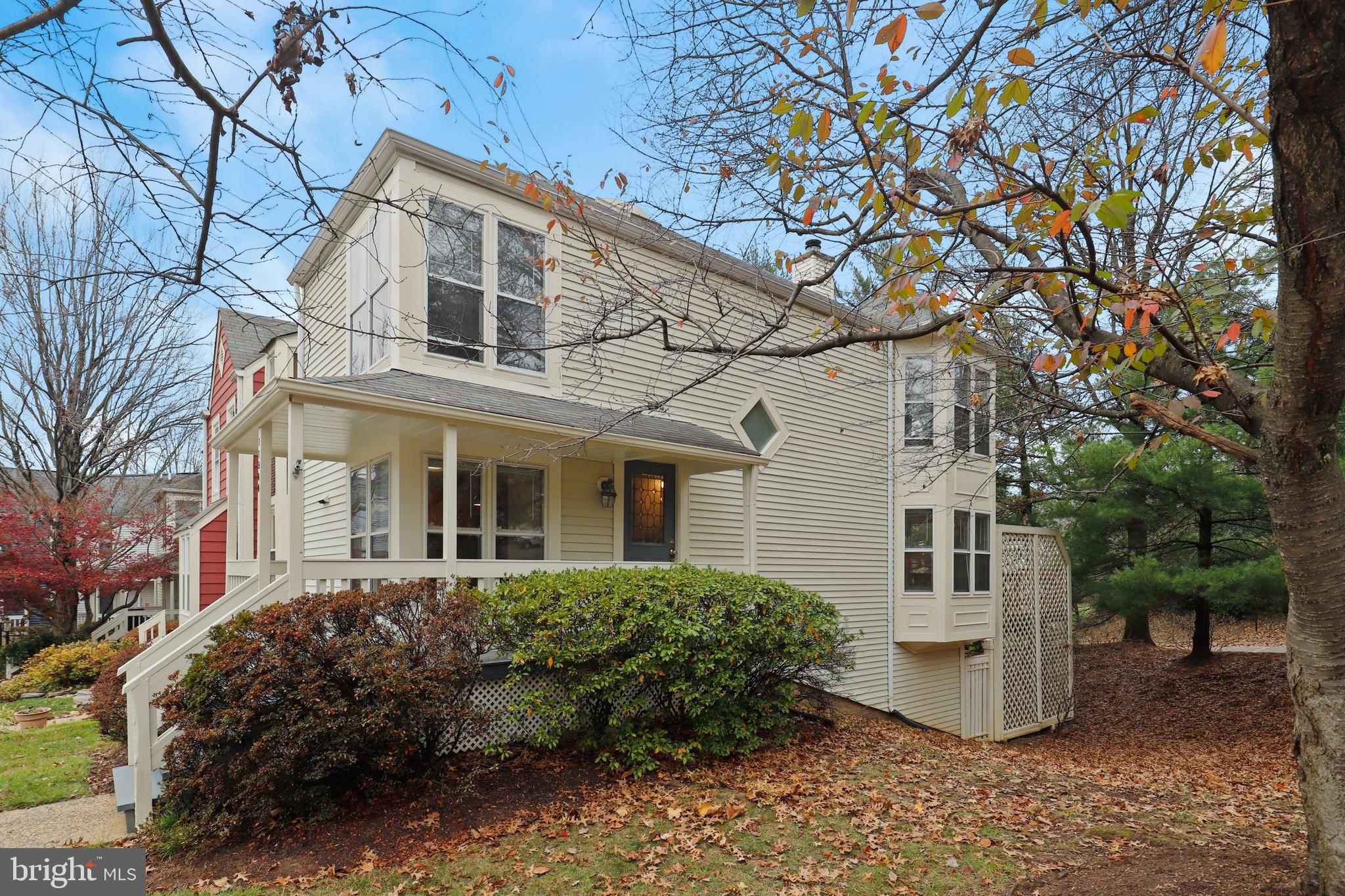 11900 Crosswind Court Reston, VA 20194 - Photo 2 of 26 Gallery Image 2