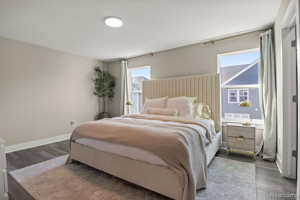2913 East Square Lake Road Troy, MI 48085 - Photo 24 of 40