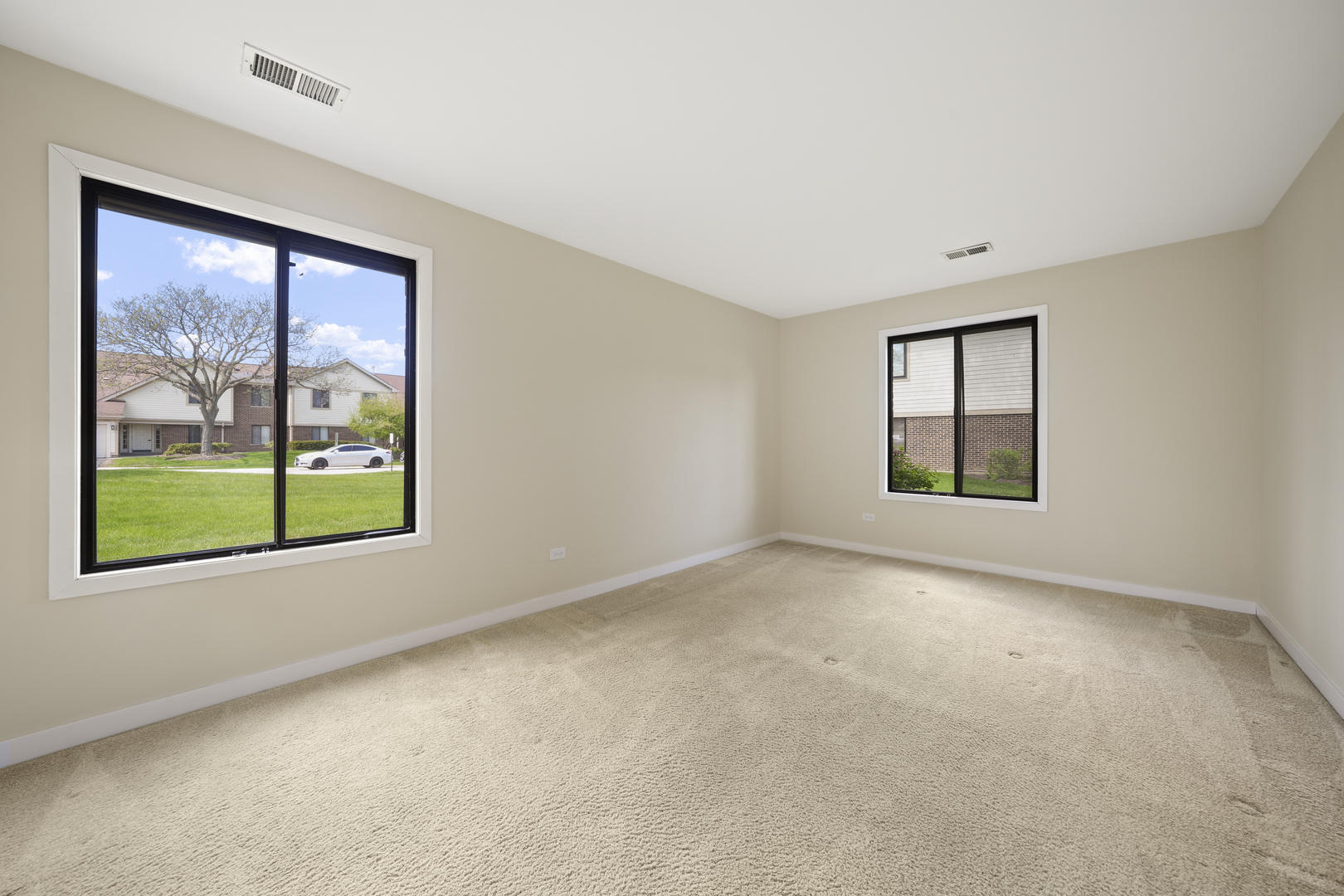 924 Coach Road, Unit 1 Palatine, IL 60074 - Photo 13 of 23