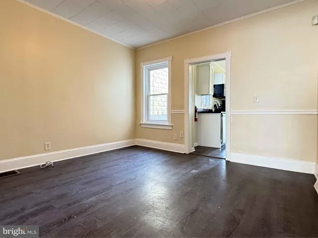 $249,000 | 33 Lafayette Avenue, Hamilton, NJ 08610