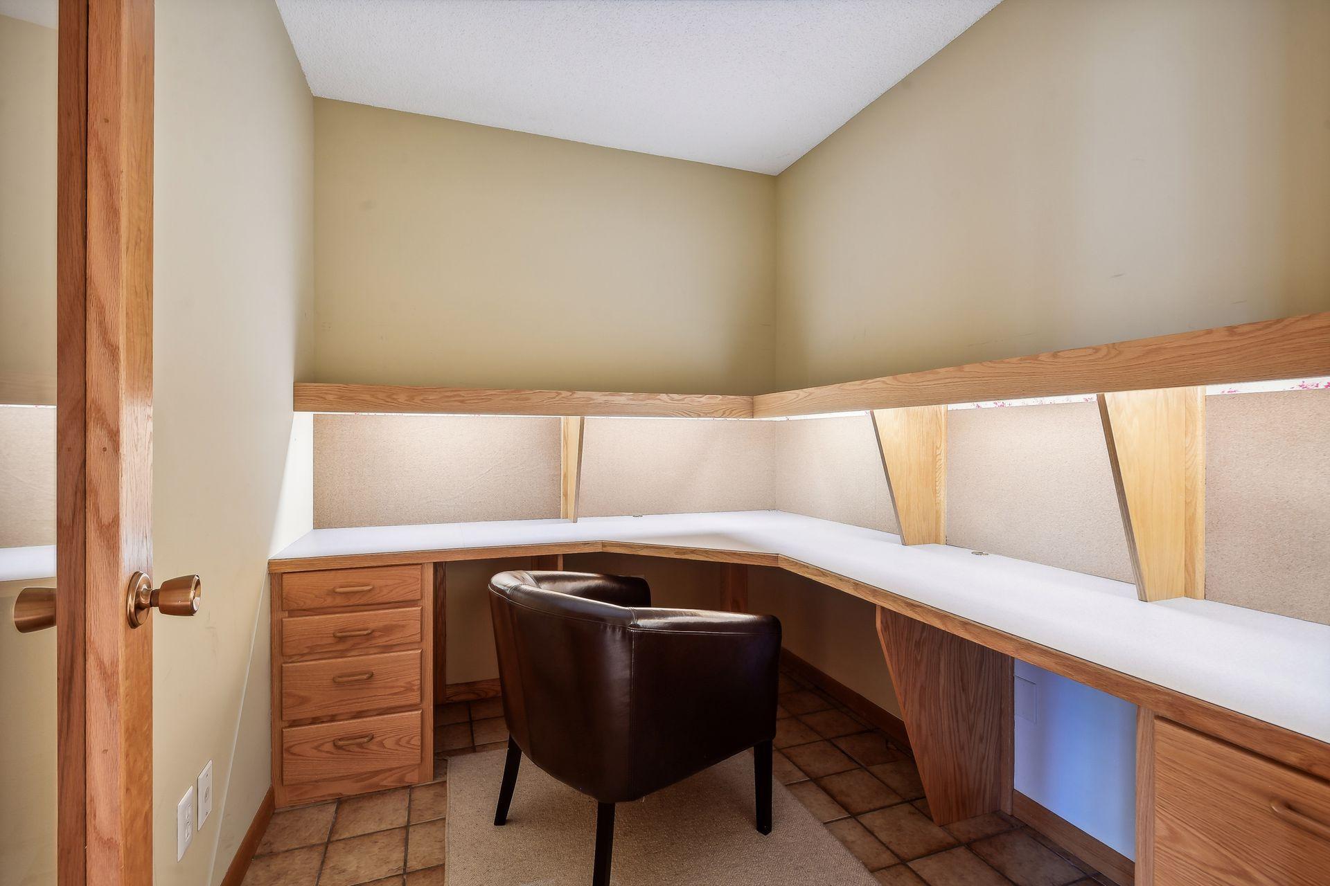 1350 Hesse Farm Road Chanhassen, MN 55318 - Photo 56 of 81 Gallery Image 56
