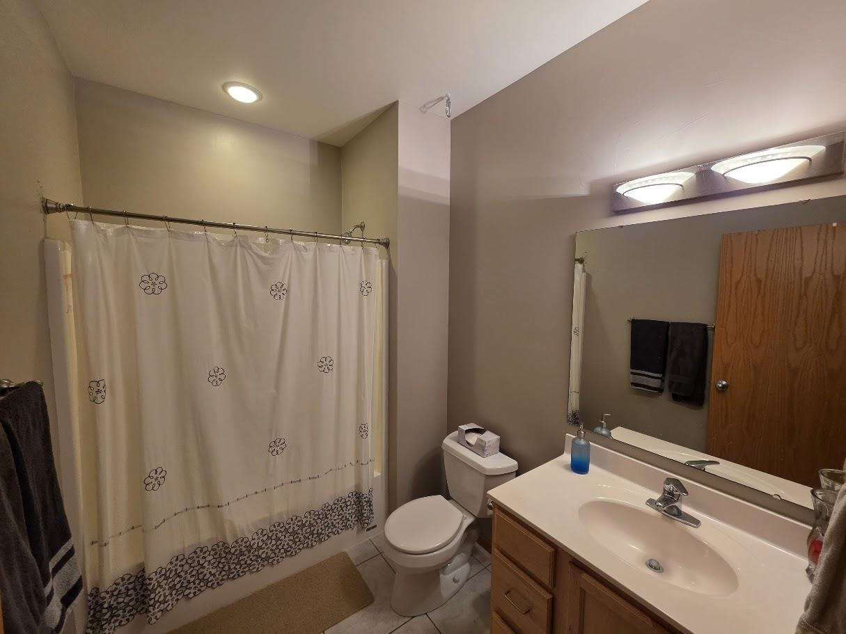 125 Meadow Ridge Lane Madison, WI 53704 - Photo 21 of 47