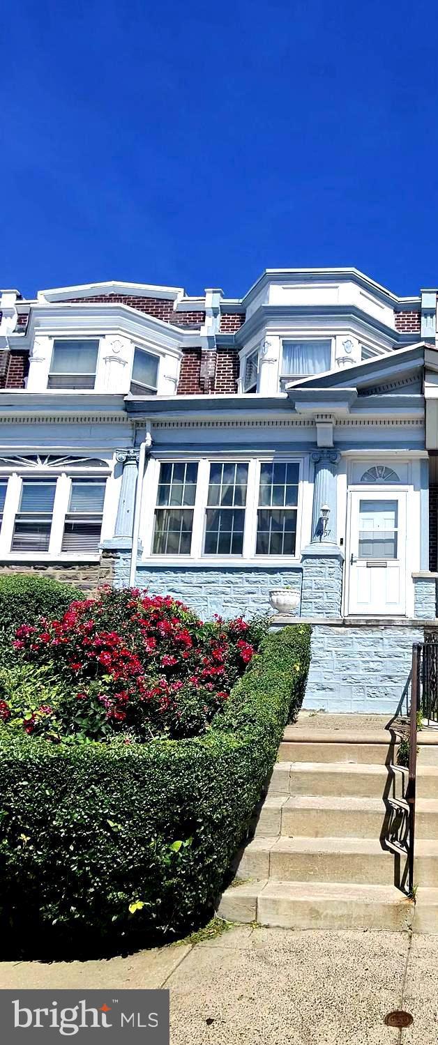4957 North 9th Street Philadelphia, PA 19141 - Photo 1 of 25