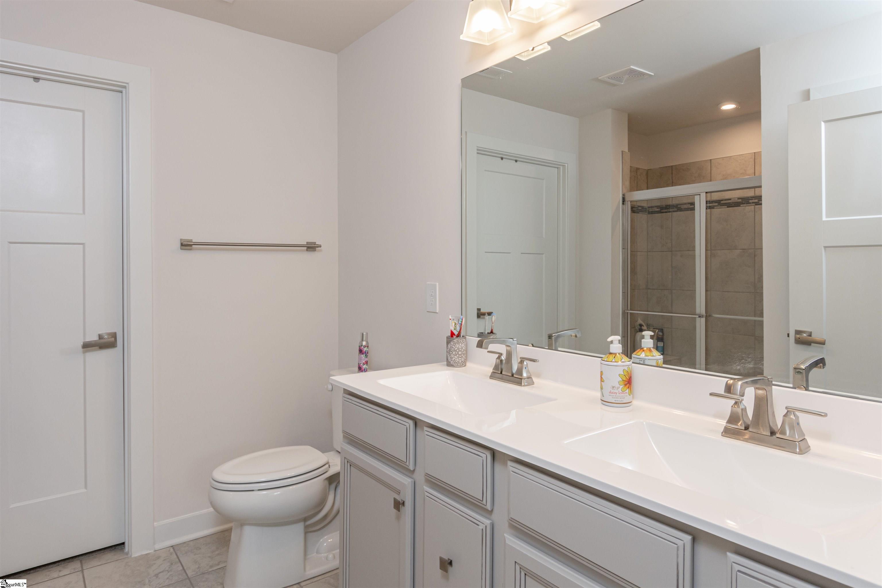 5 Englefield Drive Fountain Inn, SC 29644 - Photo 12 of 26 Gallery Image 12