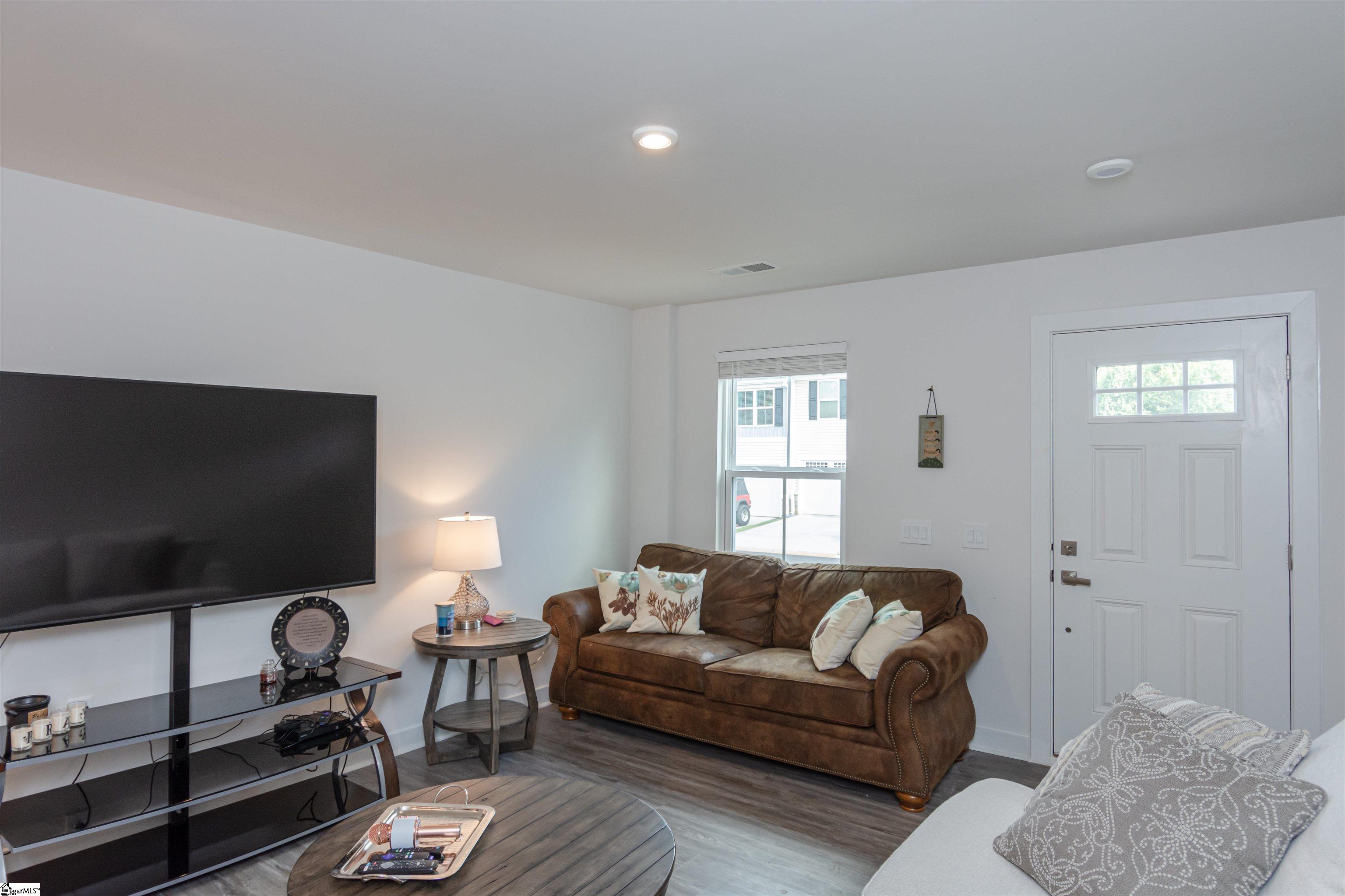 5 Englefield Drive Fountain Inn, SC 29644 - Photo 17 of 26 Gallery Image 17