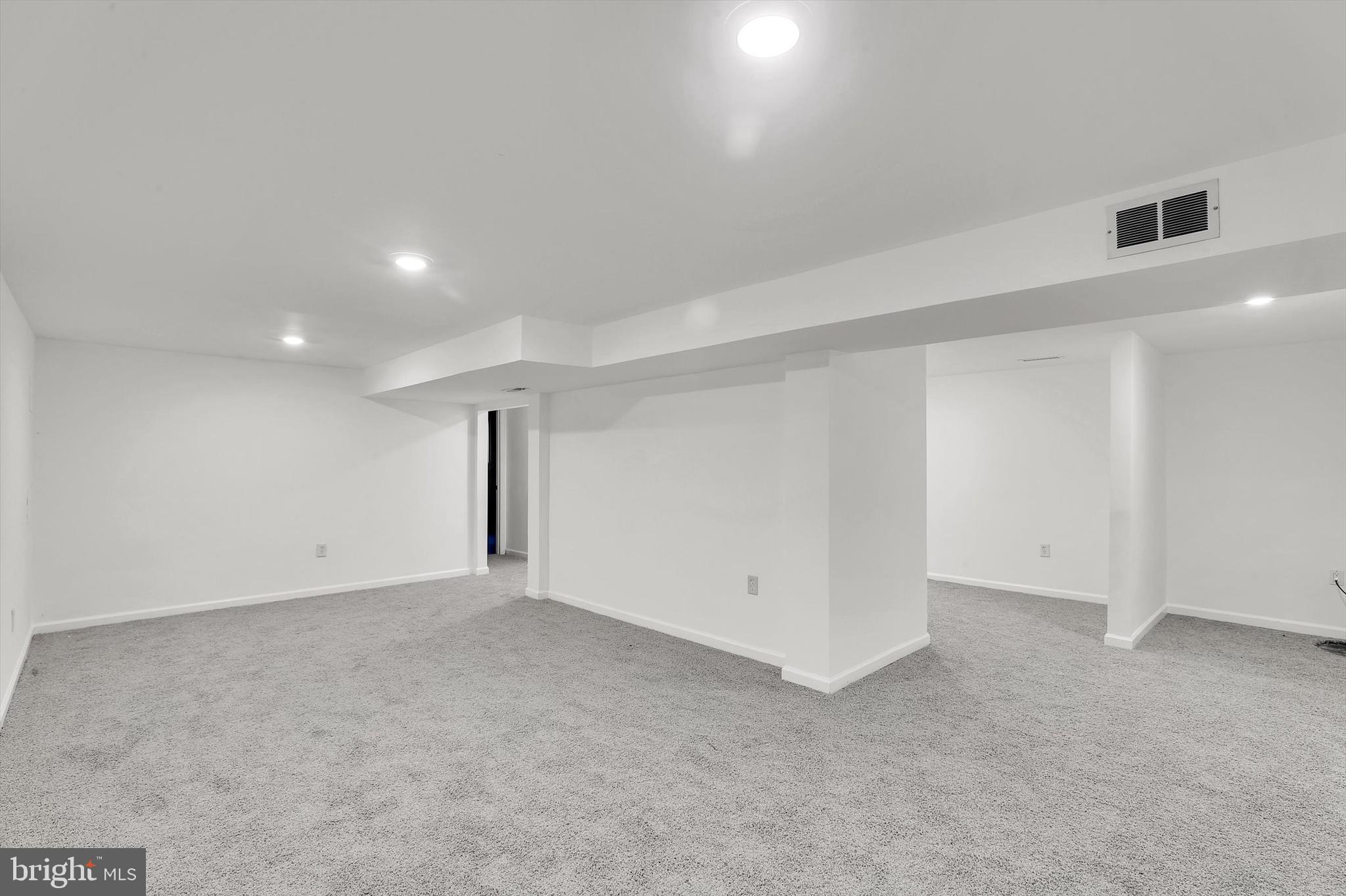 560 Edwards Drive Odenton, MD 21113 - Photo 25 of 39 a view of an empty room