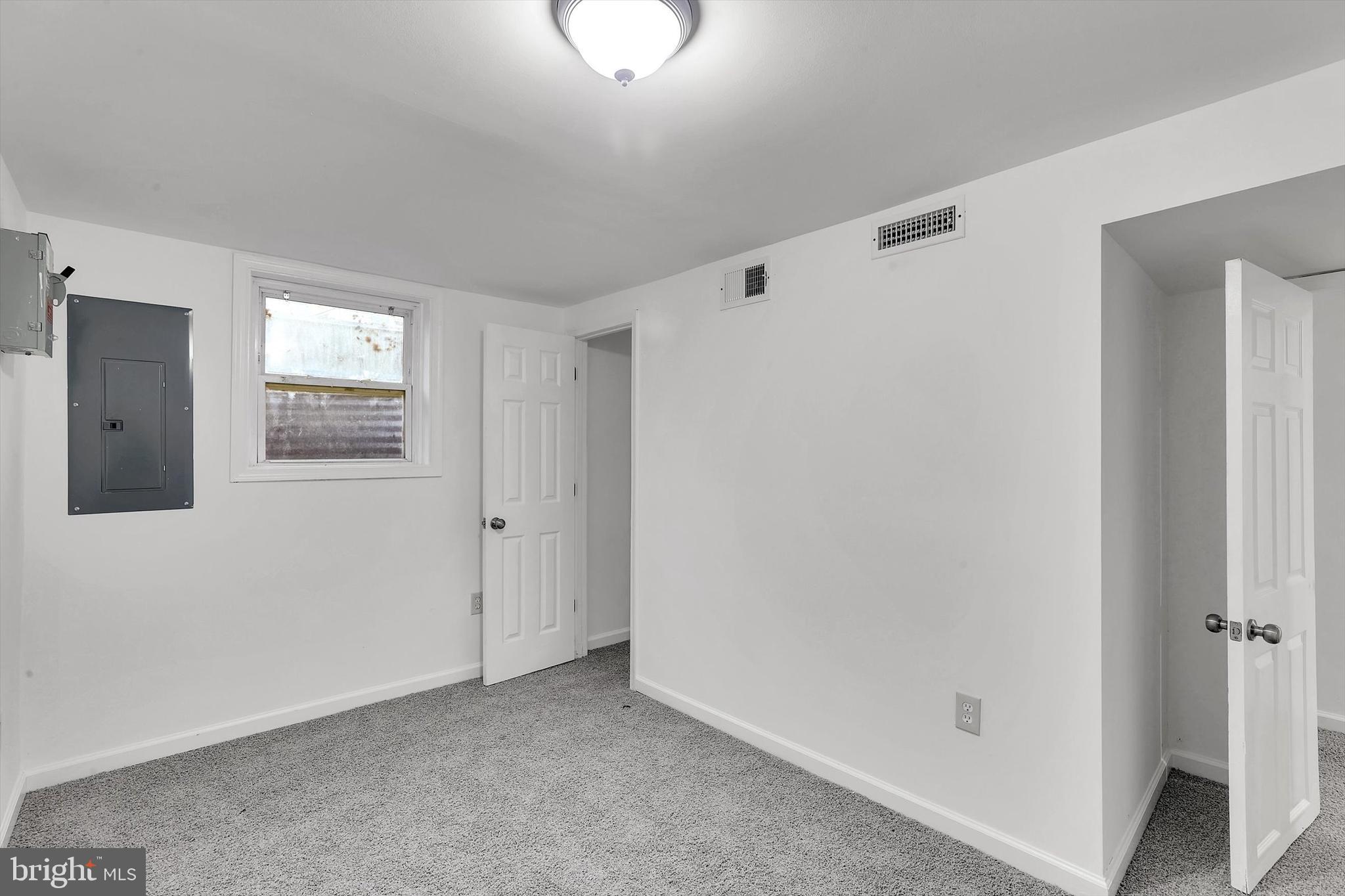560 Edwards Drive Odenton, MD 21113 - Photo 32 of 39 a view of an empty room