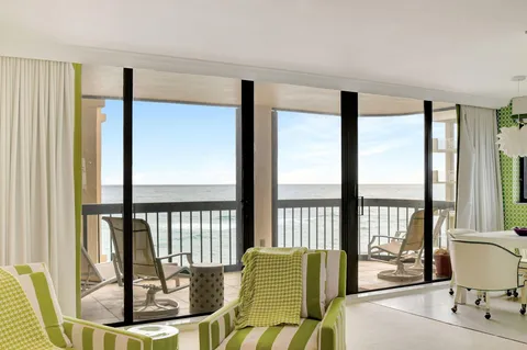 $600,000 | 5380 North Ocean Drive, Unit 7C, Singer Island, FL 33404