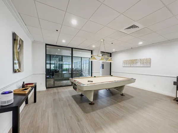 $600,000 | 5380 North Ocean Drive, Unit 7C, Singer Island, FL 33404