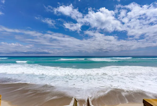 $600,000 | 5380 North Ocean Drive, Unit 7C, Singer Island, FL 33404