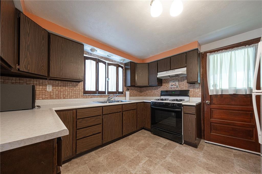 1505 Rutherford Avenue Pittsburgh, PA 15216 - Photo 6 of 24 Gallery Image 6