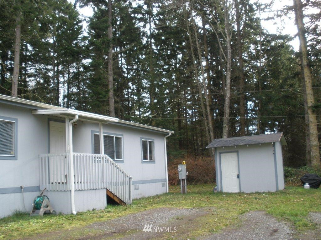 7864 Bailey Road Clinton, WA 98236 - Photo 2 of 11 Gallery Image 2