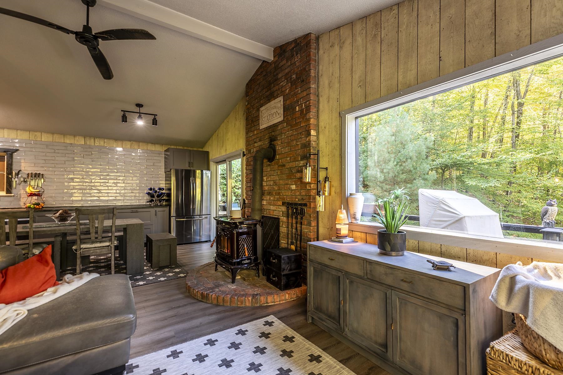 115 Nottingham Park Manchester, VT 05255 - Photo 7 of 30