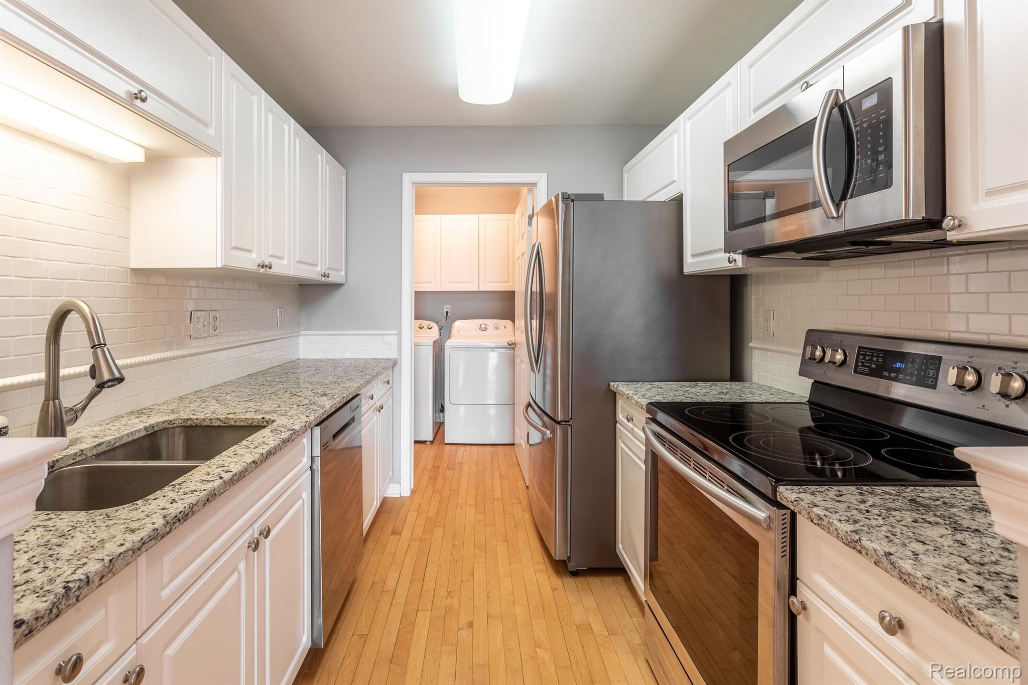 3486 Tremonte Circle, Unit 147 Rochester, MI 48306 - Photo 8 of 18