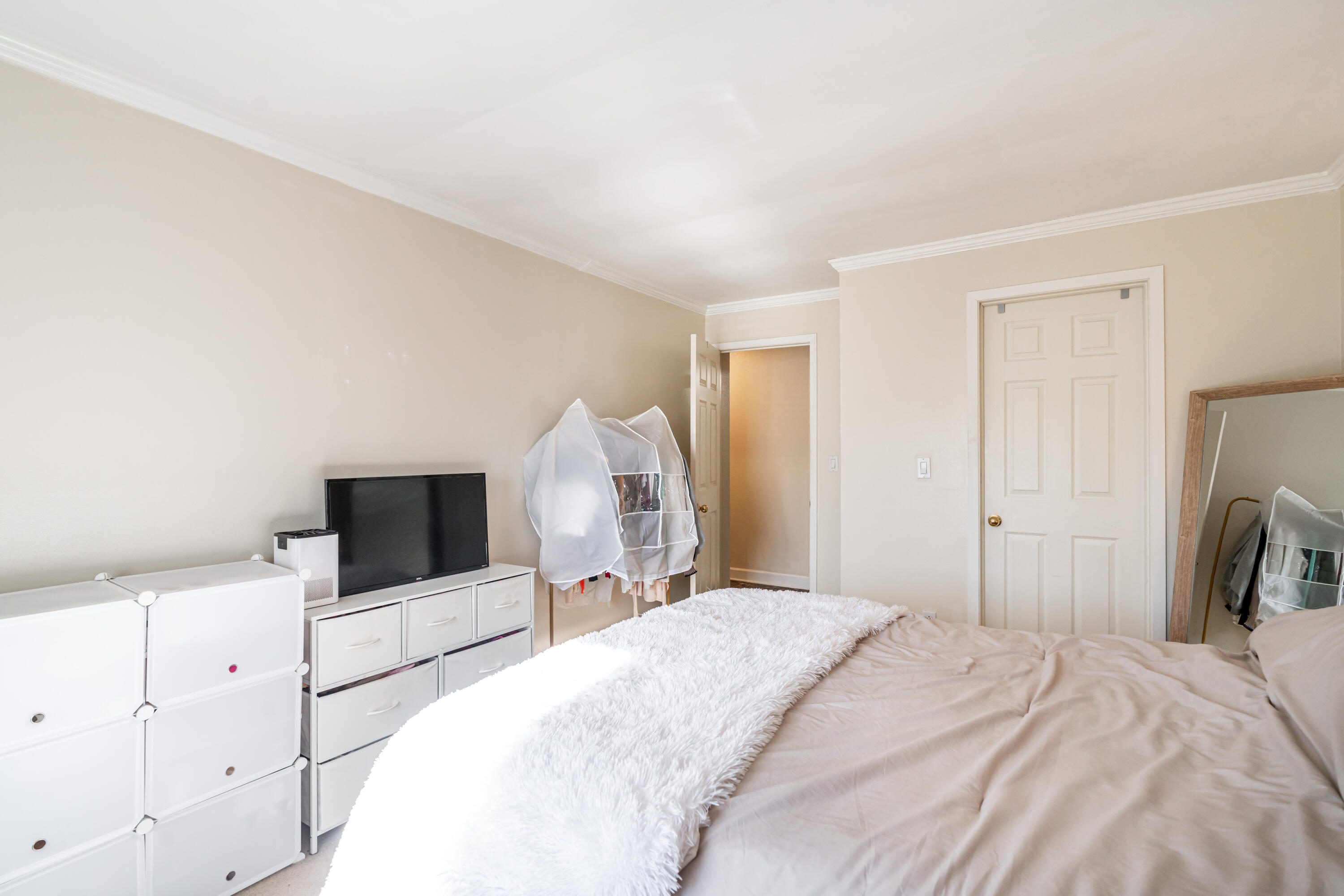 12980 West Bluemound Road, Unit 308 Elm Grove, WI 53122 - Photo 13 of 22 Primary Bedroom