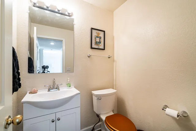 $179,000 | 12980 West Bluemound Road, Unit 308, Elm Grove, WI 53122