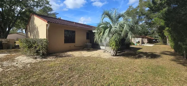 $1,300 | 1923 Southwest 34th Court, Ocala, FL 34474