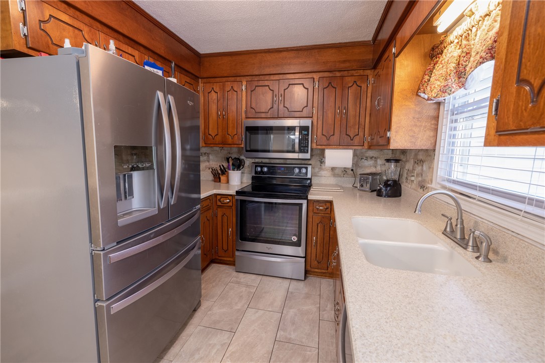 404 South Old Mill Road Seneca, SC 29678 - Photo 11 of 42