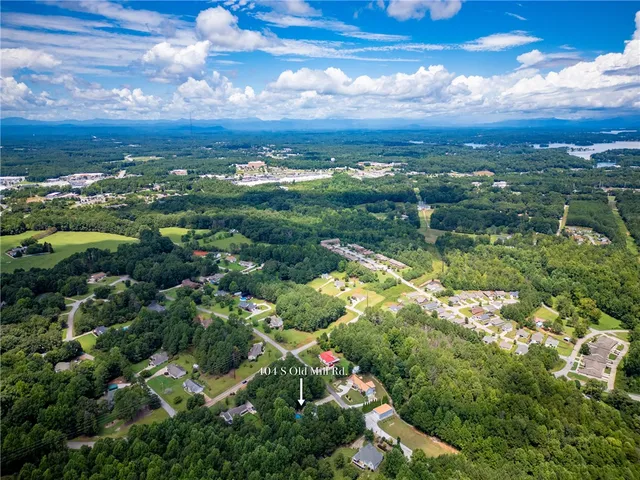 $479,000 | 404 South Old Mill Road, Seneca, SC 29678