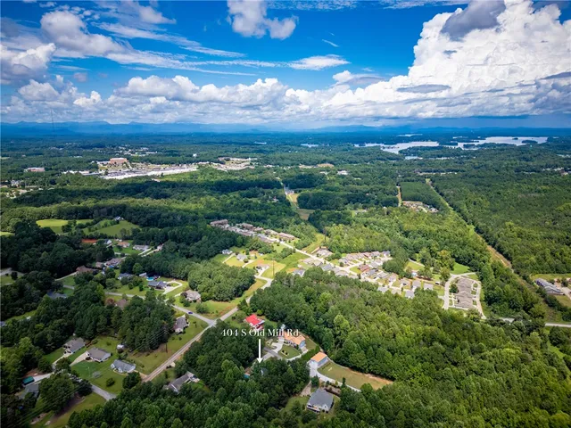 $479,000 | 404 South Old Mill Road, Seneca, SC 29678