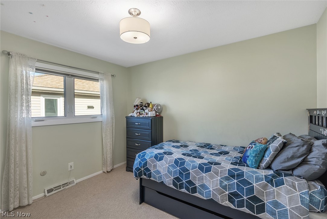 32308 Knobel Road Willowick, OH 44095 - Photo 24 of 35