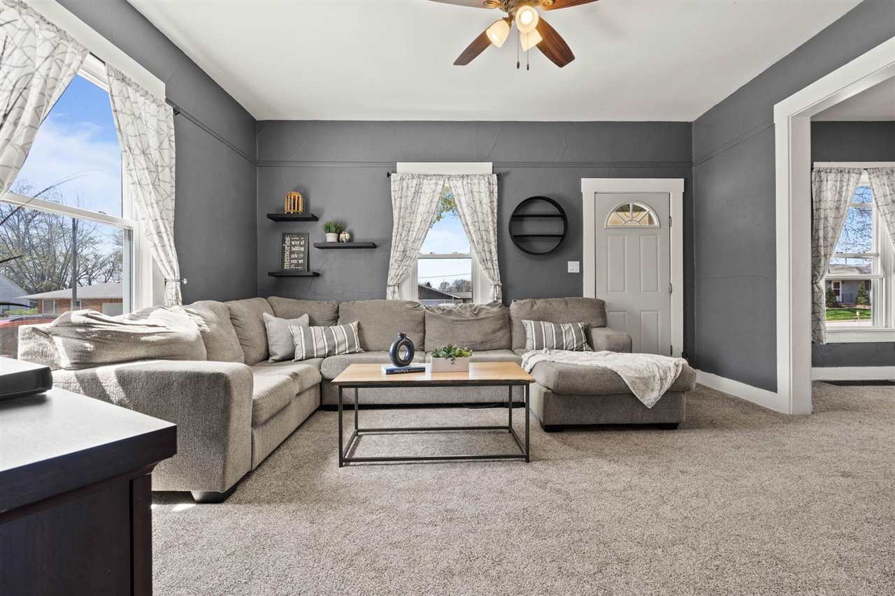 716 3rd Street Kalona, IA 52247 - Photo 4 of 29 Gallery Image 4
