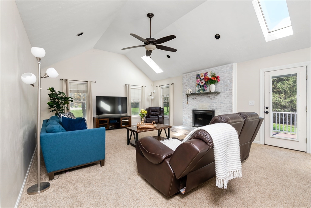 15 Ministers Way Stow, MA 01775 - Photo 9 of 23