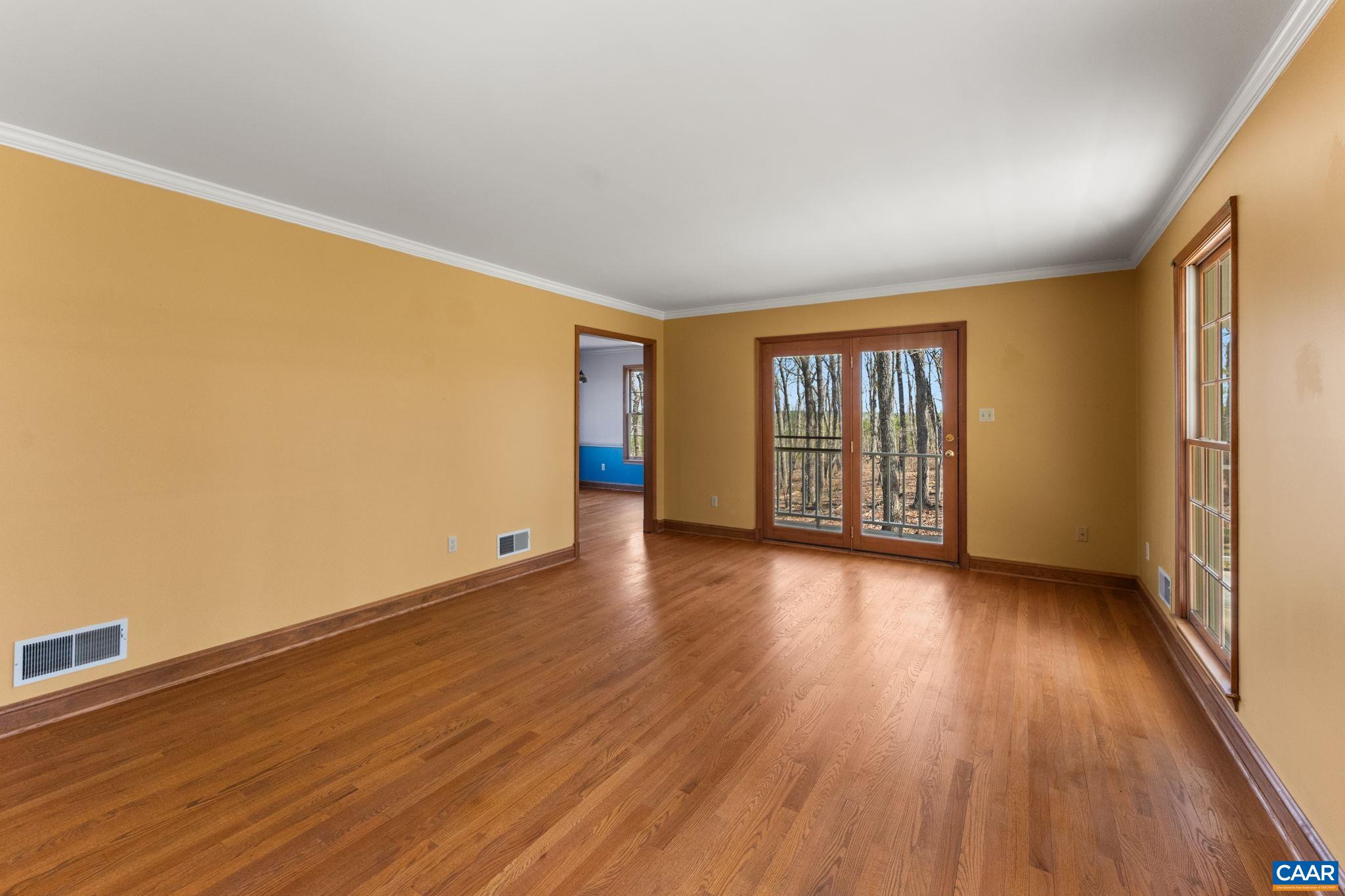 957 Gold Mine Road Fork Union, VA 23055 - Photo 14 of 74 Living Room