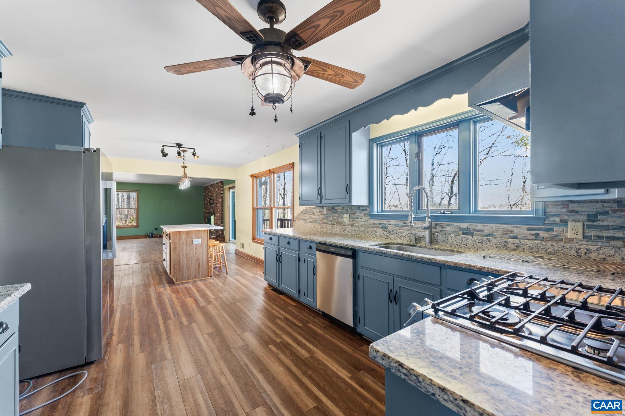957 Gold Mine Road Fork Union, VA 23055 - Photo 24 of 74 Painted Wood Cabinets