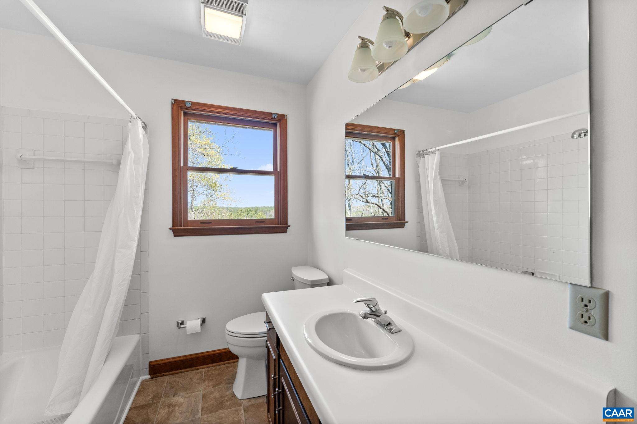 957 Gold Mine Road Fork Union, VA 23055 - Photo 41 of 74 Full Bathroom