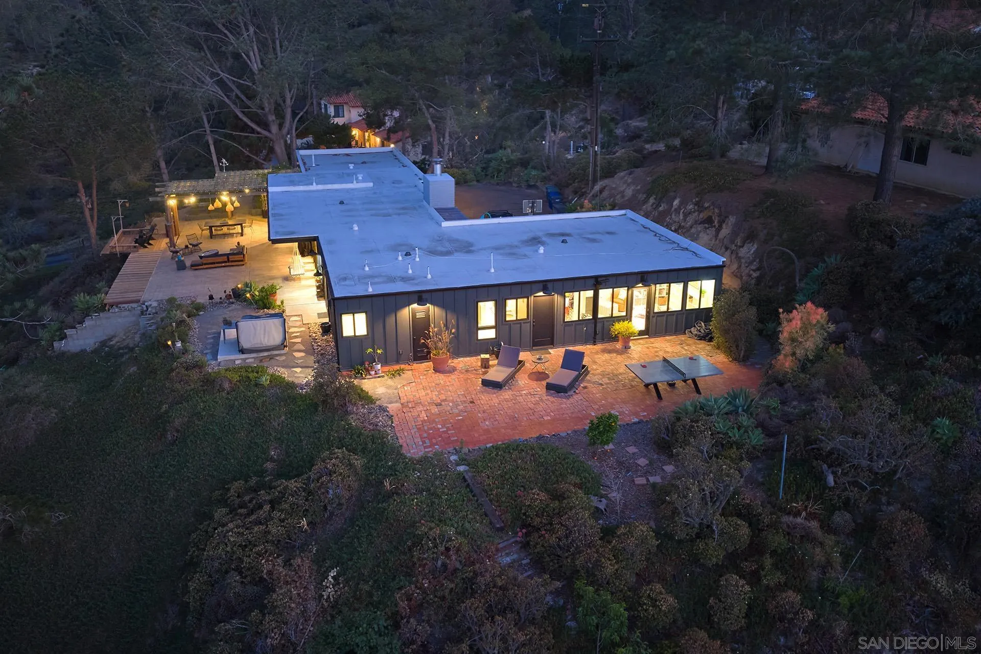 1234 Oribia Road Del Mar, CA 92014 - Photo 31 of 36