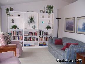 116 Neptune Villa Springfield, IL 62703 - Photo 4 of 7 Gallery Image 4