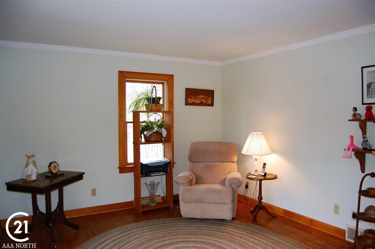 2695 East Snell Road Rochester, MI 48306 - Photo 13 of 40