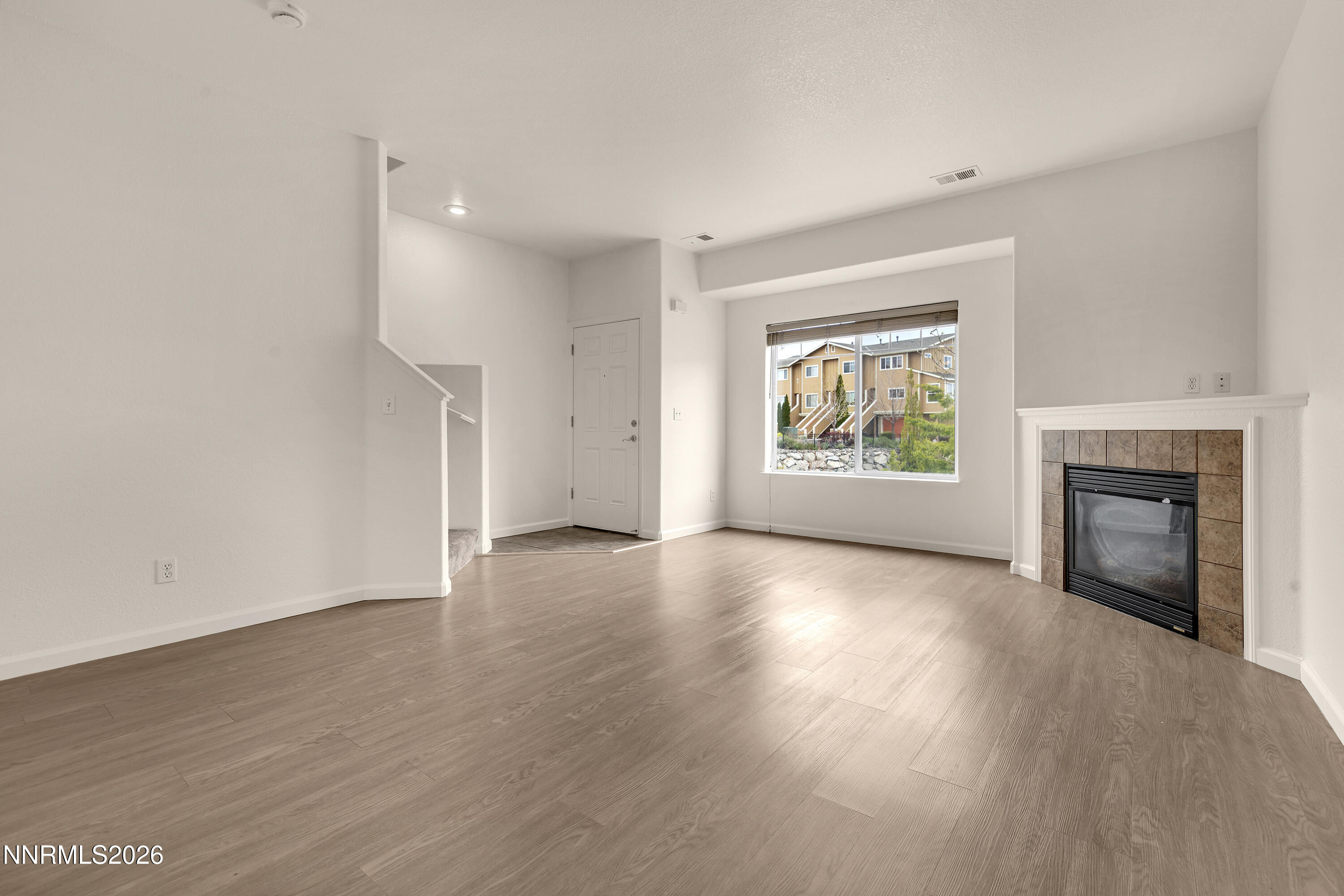 335 Dawson Jacob Ln. Reno, NV 89503 - Photo 3 of 34 DawsonJacob335-003