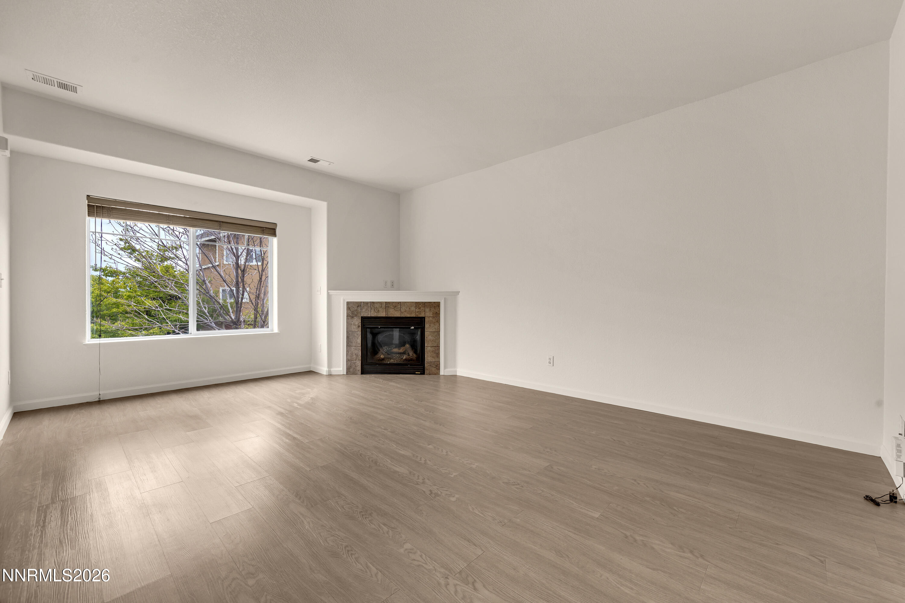 335 Dawson Jacob Ln. Reno, NV 89503 - Photo 5 of 34 DawsonJacob335-005
