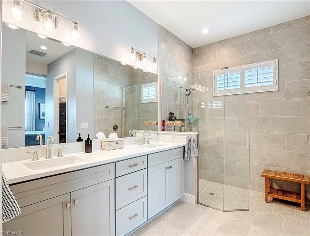 4058 Aquila Place Naples, FL 34120 - Photo 19 of 43