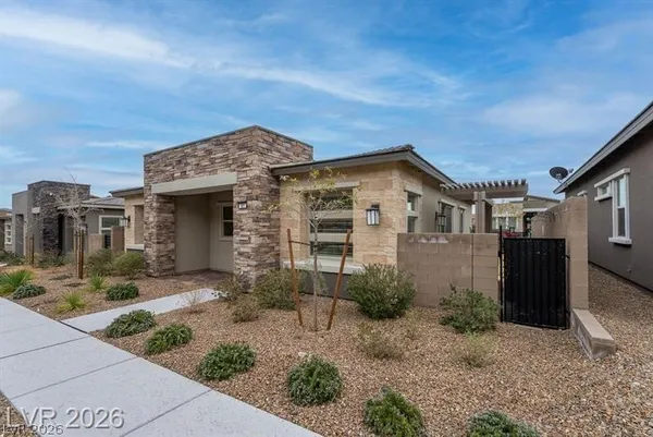$2,649 | 921 Mayfield Mnr Lane, Las Vegas, NV 89138